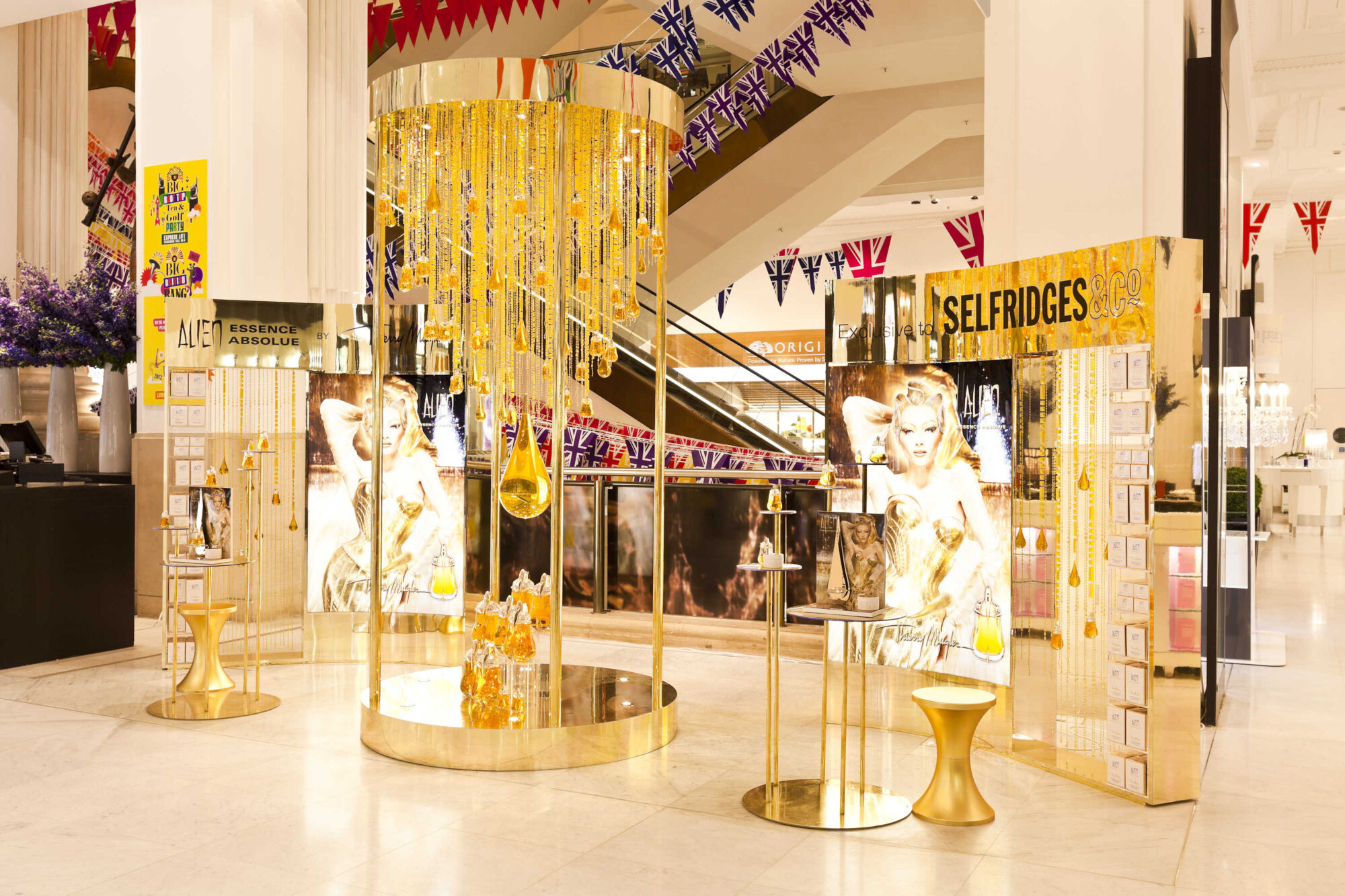 POP UP SHOPS ARE HERE TO STAY!