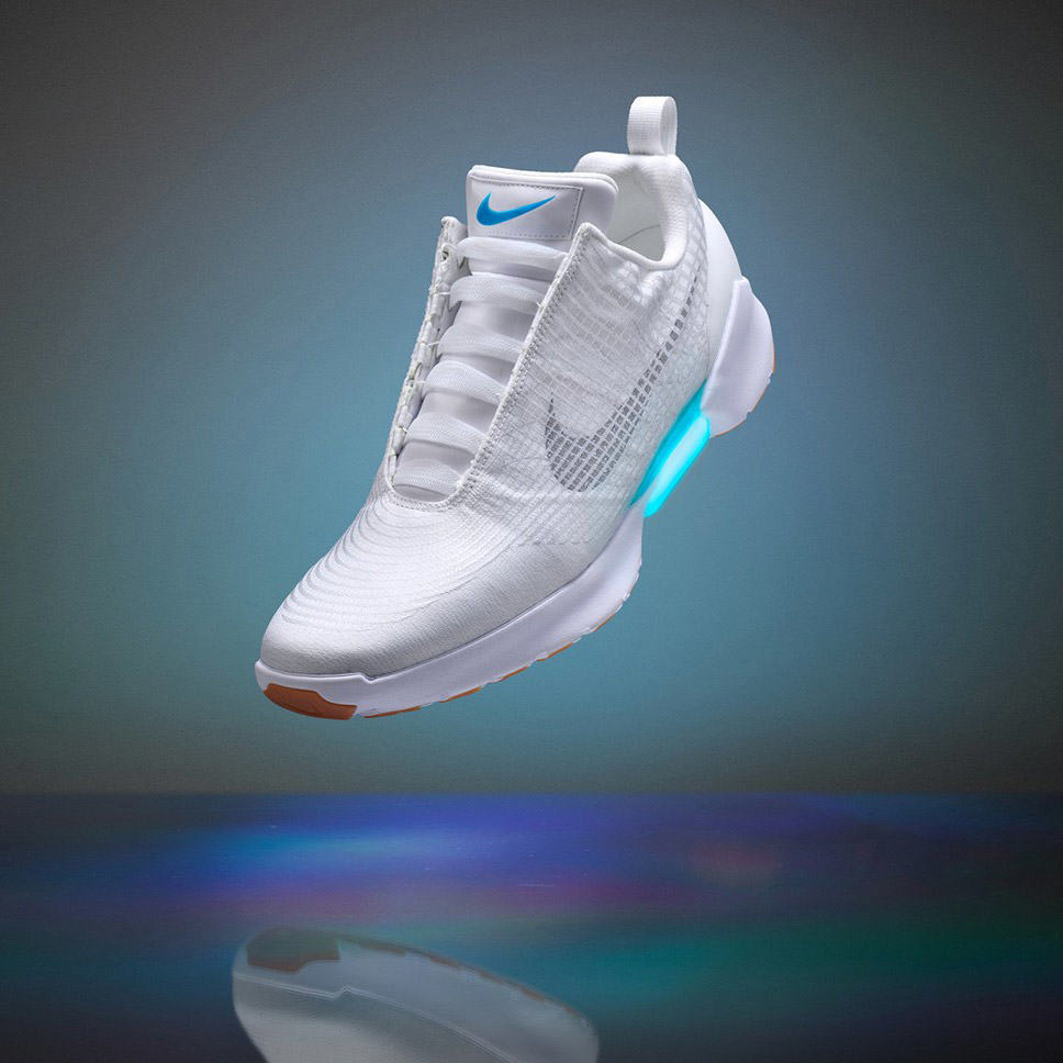 Nike Hyperadapt 1.0; the self-lacing trainer - Design4Retail‎