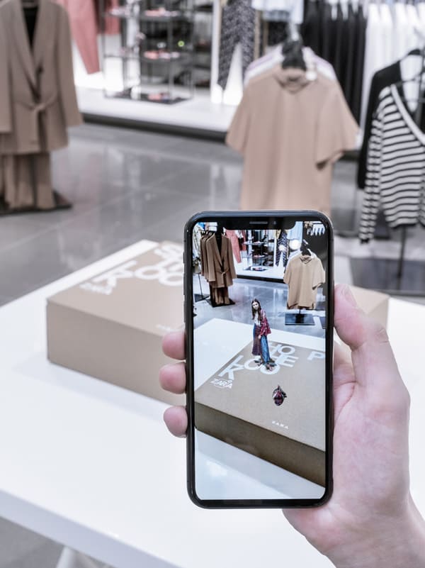 Augmented reality showcases at Zara