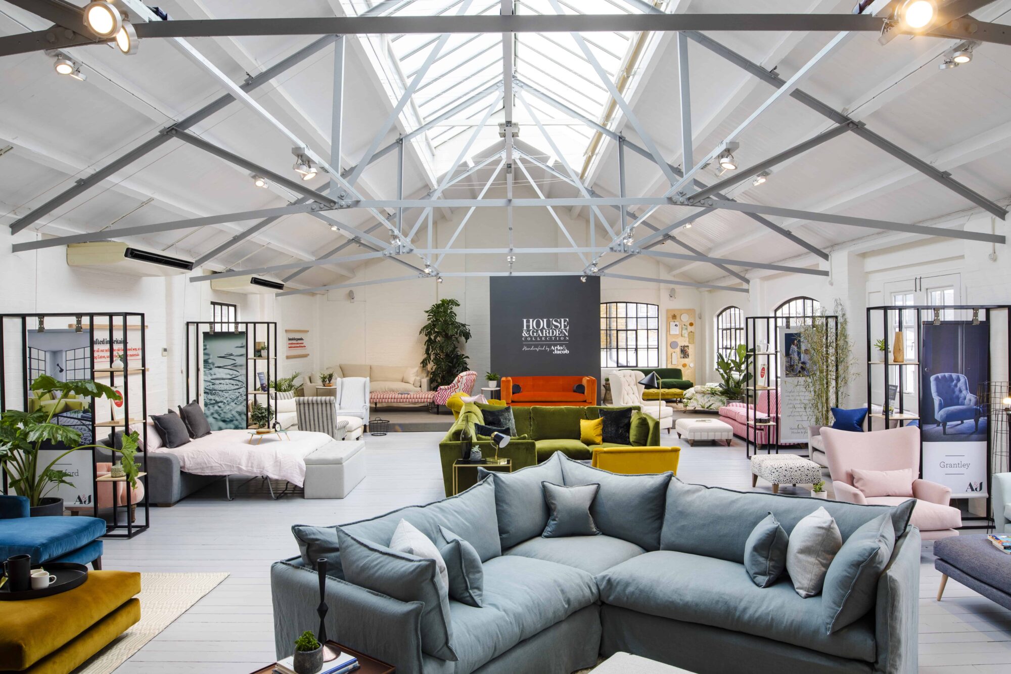 ARLO & JACOB Showroom