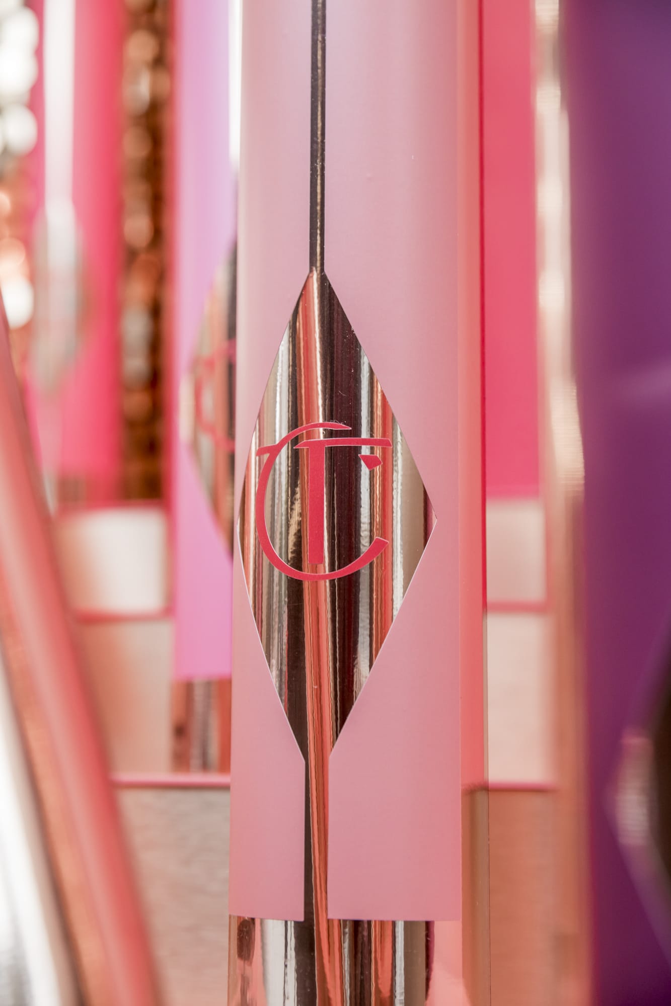 How To Approach Visual Merchandising