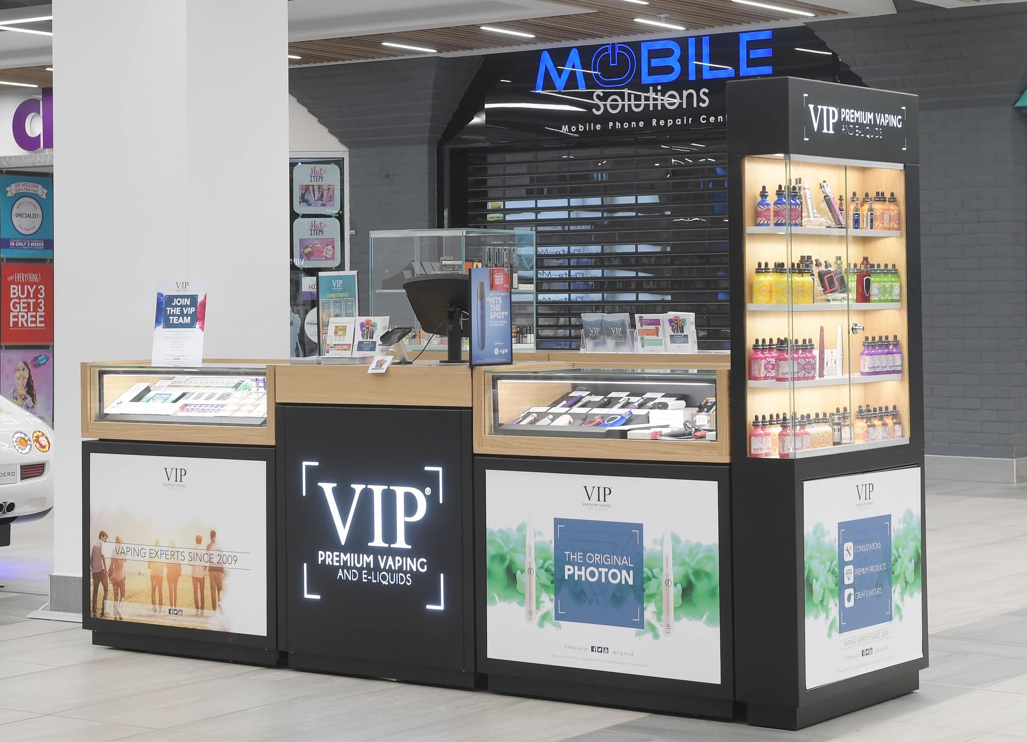 VIP Vaping Kiosk Design4Retail point of sale design for VIP