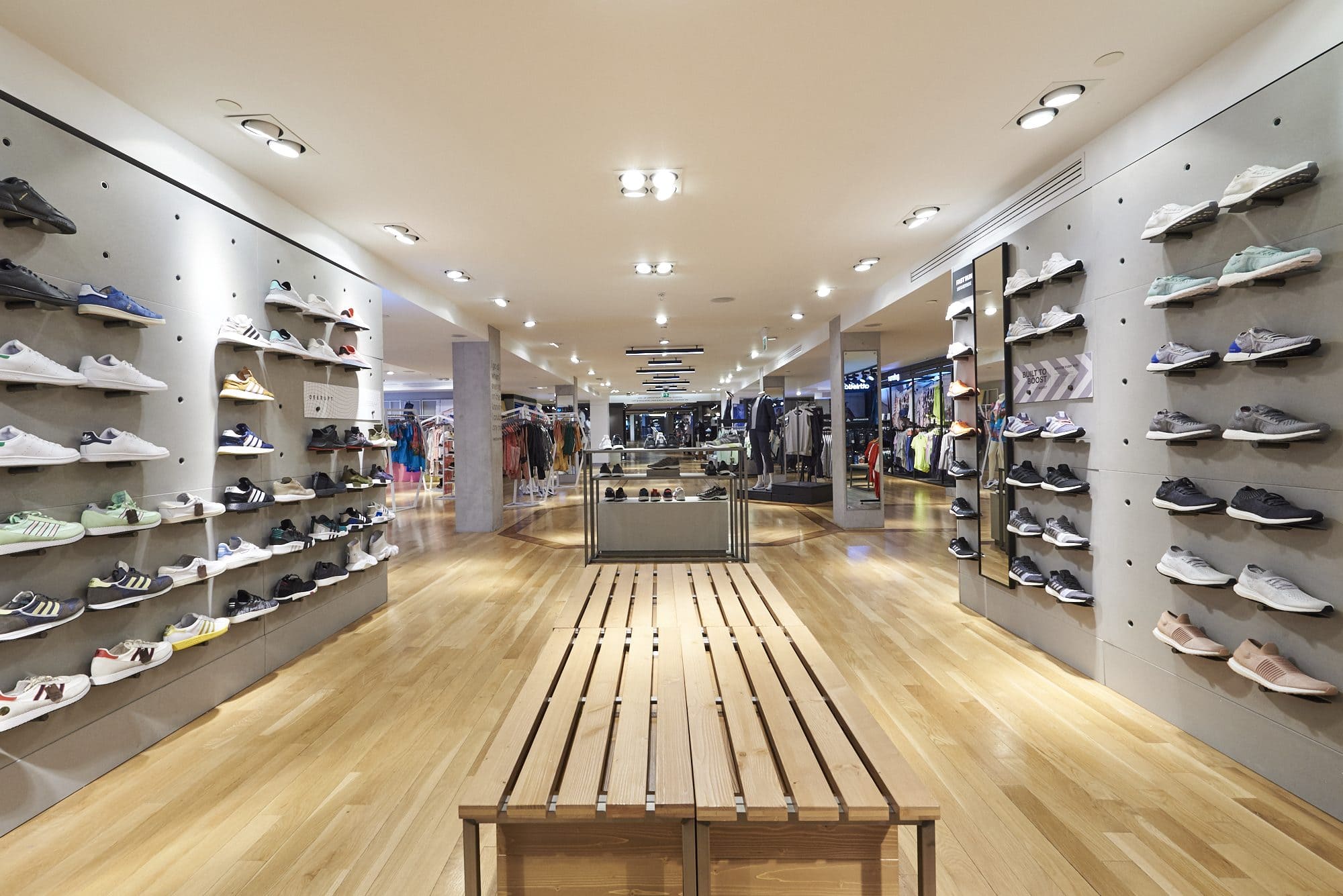 House of Adidas - Design4Retailu200e