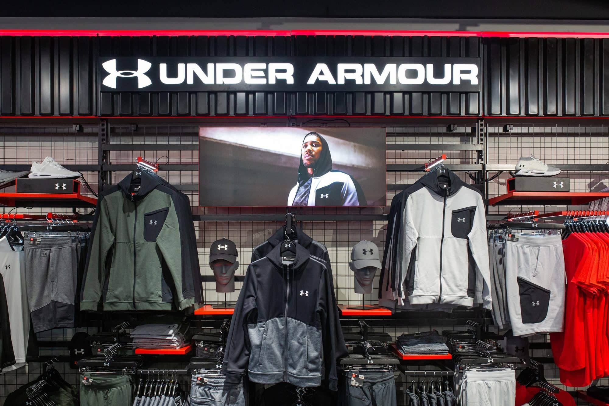 Prescripción Enjuiciar Gemidos Under Armour , Visual Merchandising - Design4Retail‎