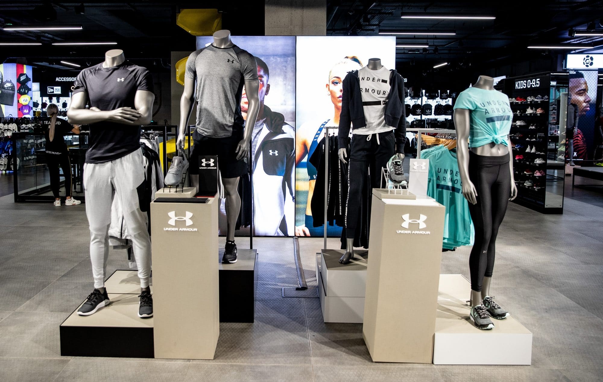 Prescripción Enjuiciar Gemidos Under Armour , Visual Merchandising - Design4Retail‎