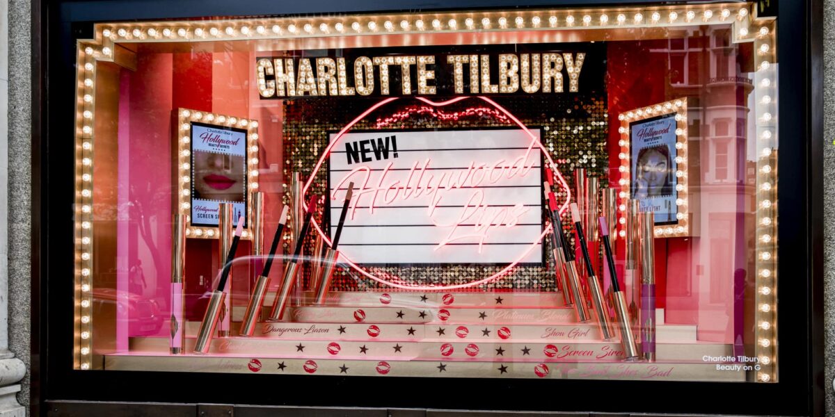 Charlotte Tilbury: Hollywood Lips - Types of Window Display