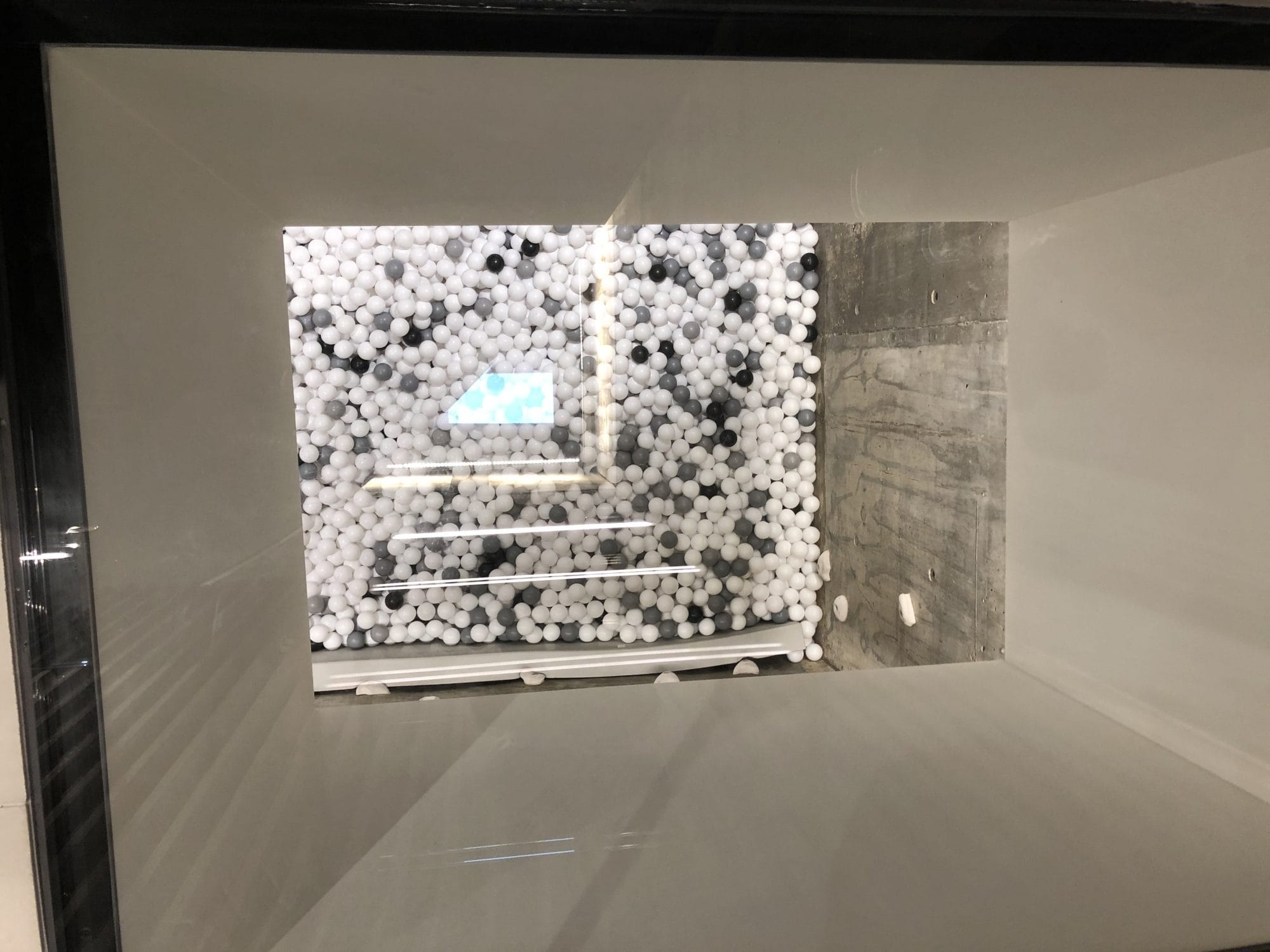 plastic ball pit in stella mccartney store