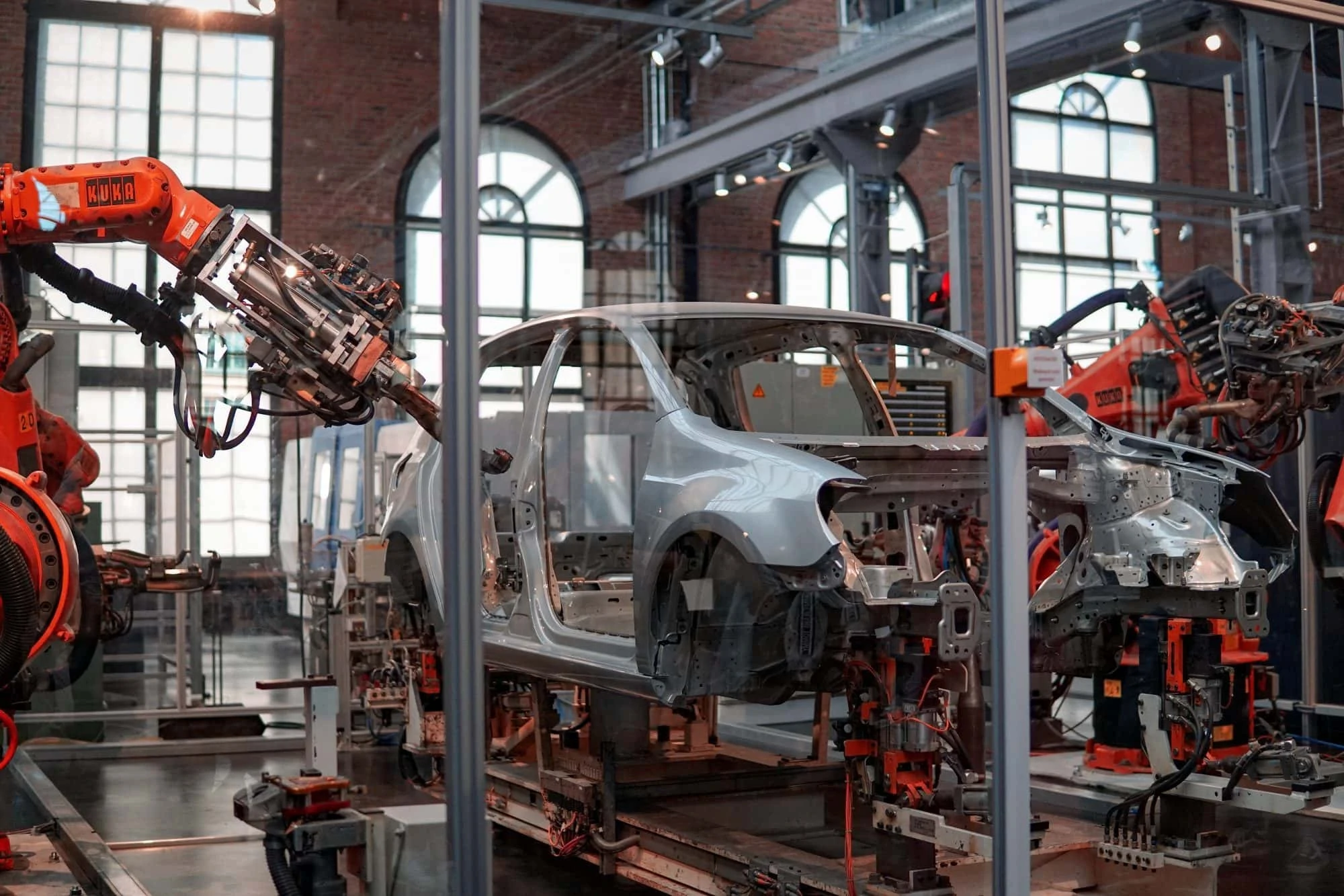 Car factory completing on-demand manufacturing