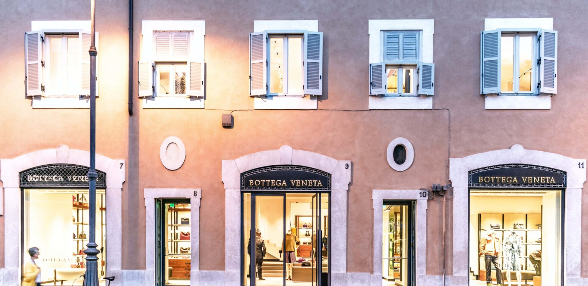 how to open a bricks-and-mortar store - retail designer