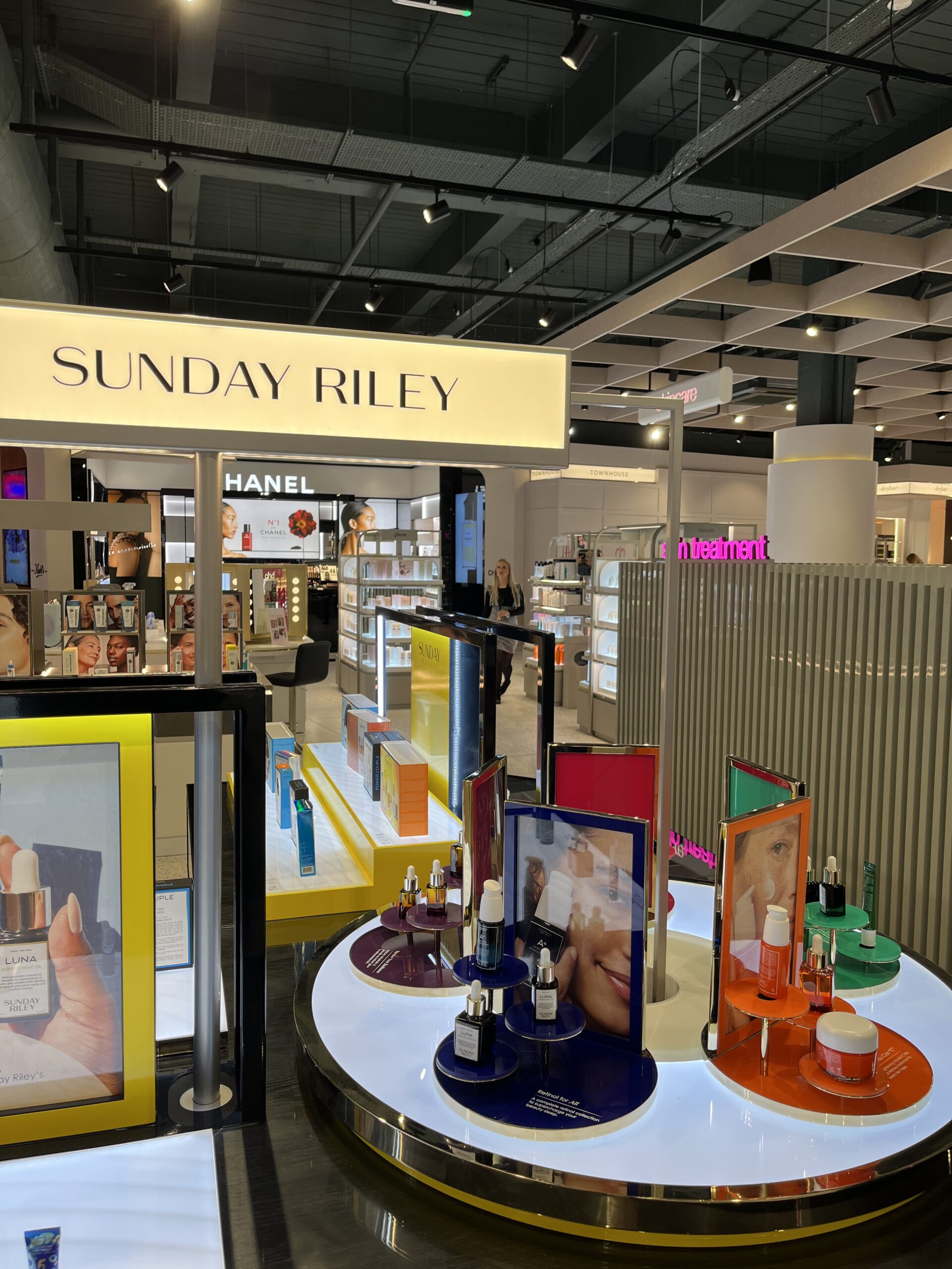 permanent and temporary shop-in-shops