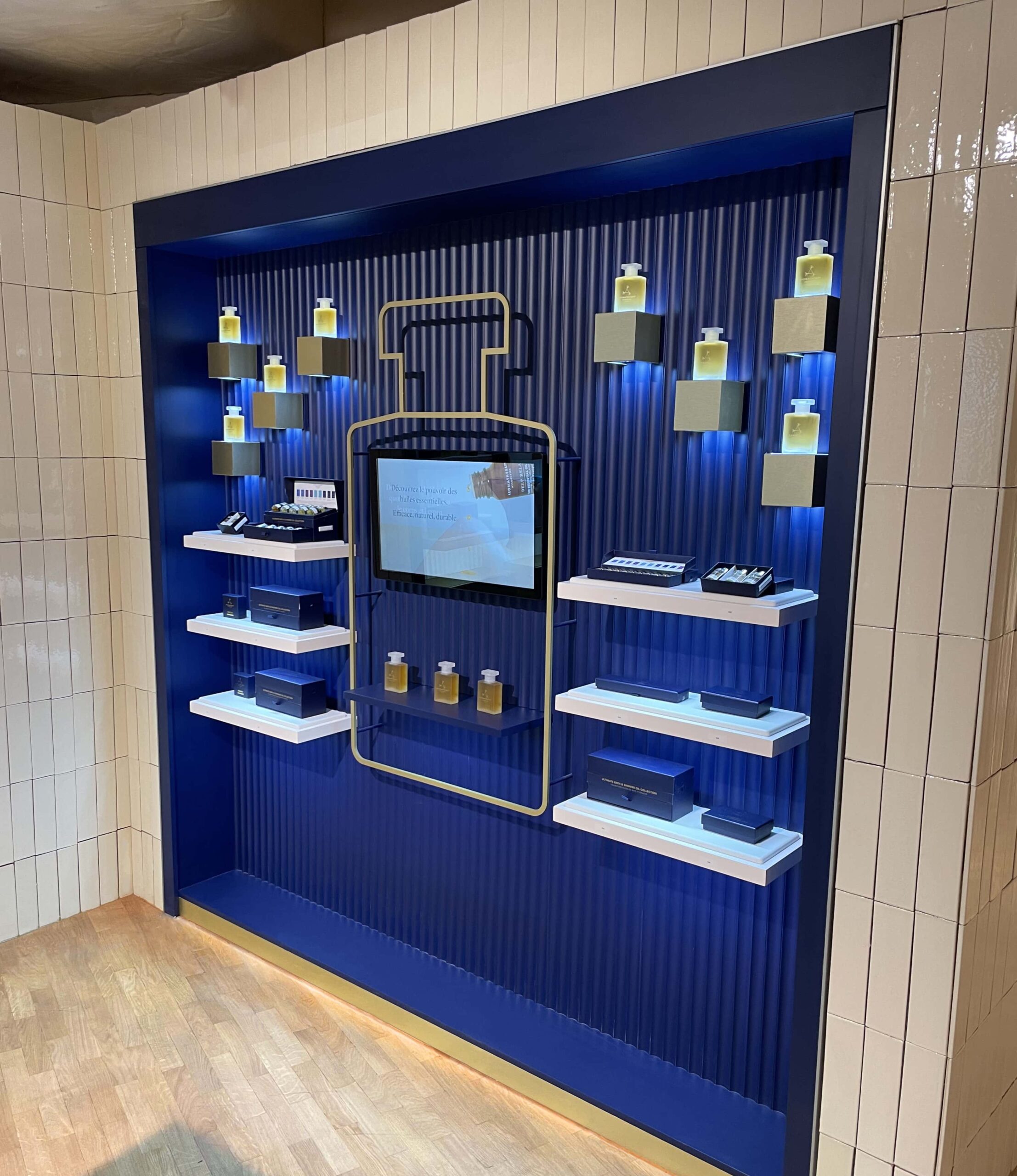 AromaTherapy Associates_ close up - interior retail design