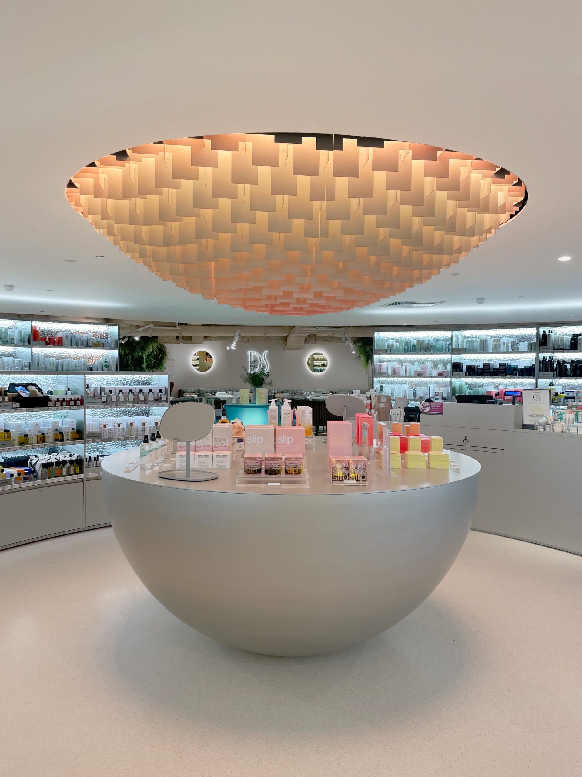 Wellness Cafe - interior retail design